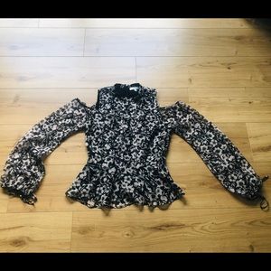 Cold Shoulder PrinteD Blouse with Lantern Sleeve